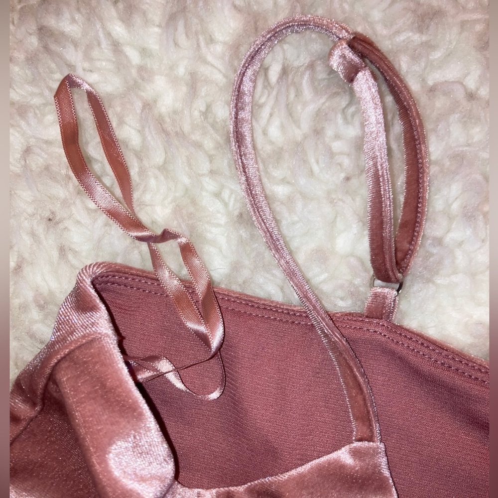 NWT Cropped Tank WILD FABLE Snowbloom Rose CAMISOLE Lightweight Velour sz XL - Picture 3 of 12